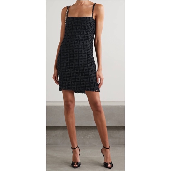 GIVENCHY MONOGRAM SEXY WOLL BLEND DRESS - Picture 1 of 9